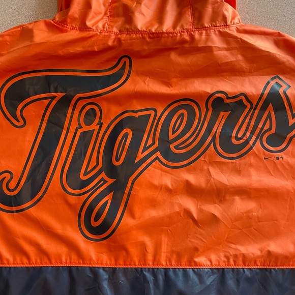 NIKE Detroit Tigers wind breaker/ rain coat - Picture 2 of 6